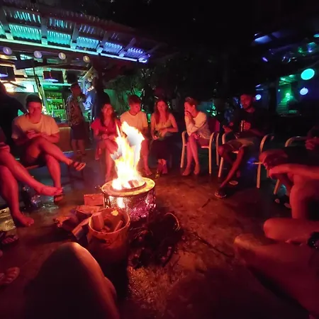 Backpacker Hostel *