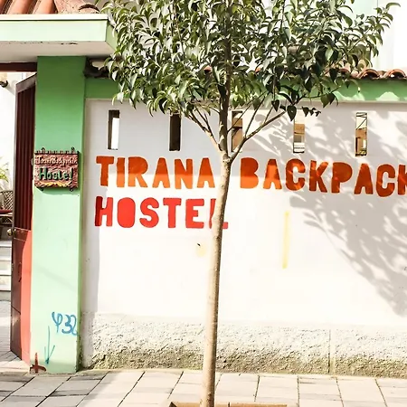 Backpacker Hostel *